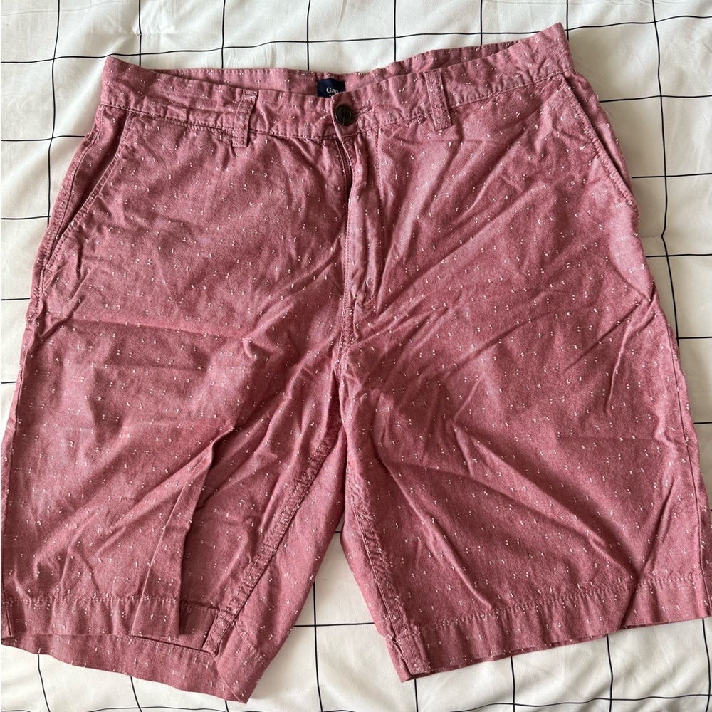 GAP RedFlat Front Shorts